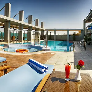 מלון Rose Park - Al Barsha, Opposite Metro Station, דובאי