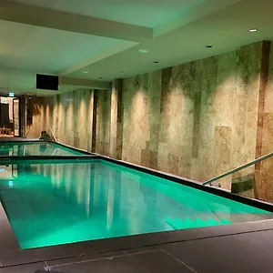 **** Hotel Star Champs-elysees France