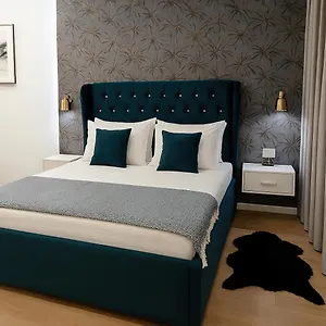 Hotel Capital