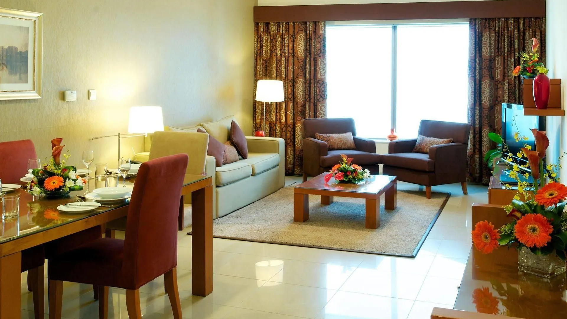 Staybridge Suites Dubai Financial Centre By Ihg 4*,
